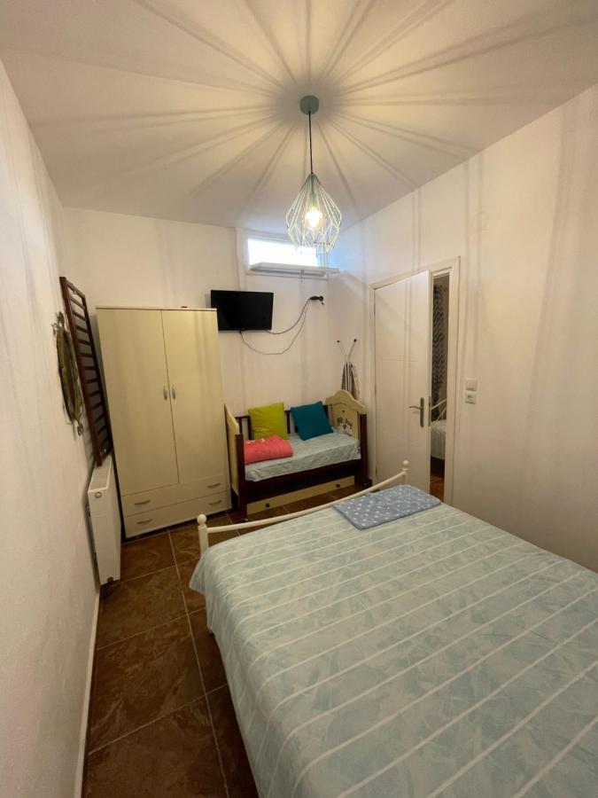 Maria Apartments Nea Karvali Luaran gambar