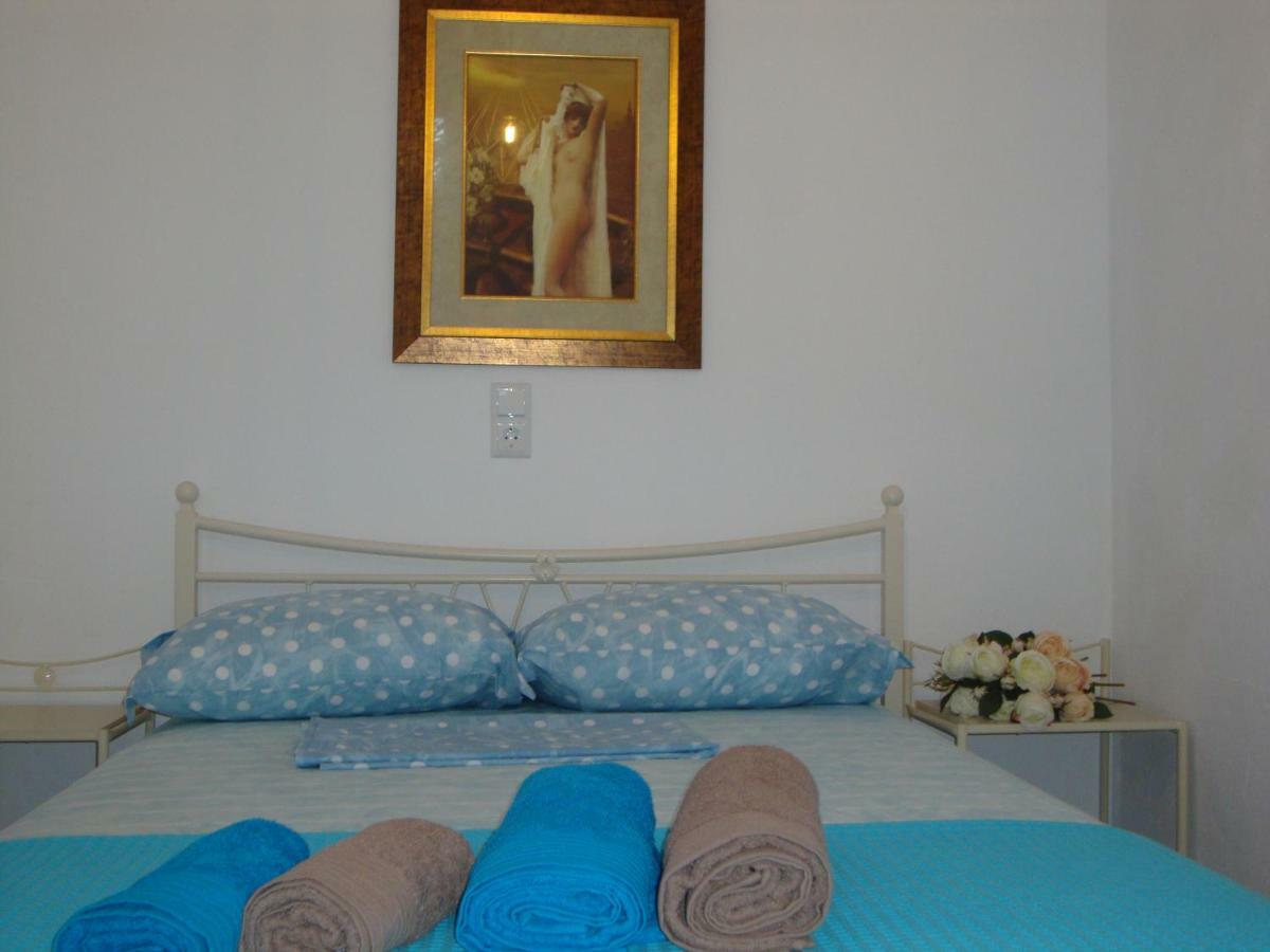 Maria Apartments Nea Karvali Luaran gambar